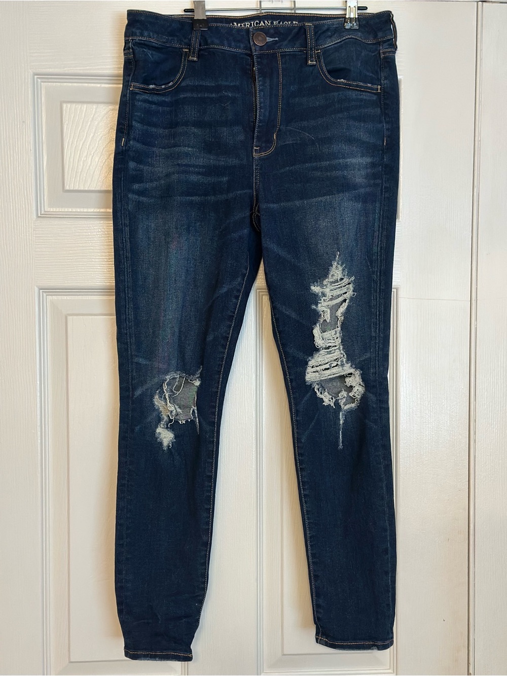 American Eagle Outfitters Dark Blue Distressed Skinny Jeans - Women's